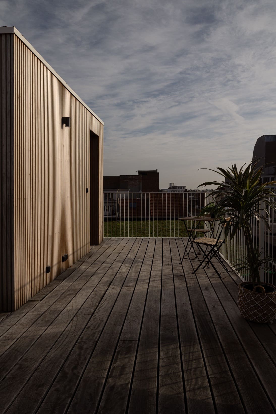 DAKTERRAS EXTENSIEF GROENDAK ONTWERP BURO RATIO FOTOGRAFIE CATERINA STAHL OPDRACHTGEVER ARBOR PROJECTS